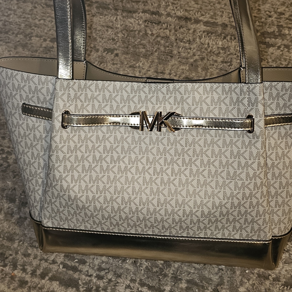 Michael Kors Silver and Gray Signature Tote